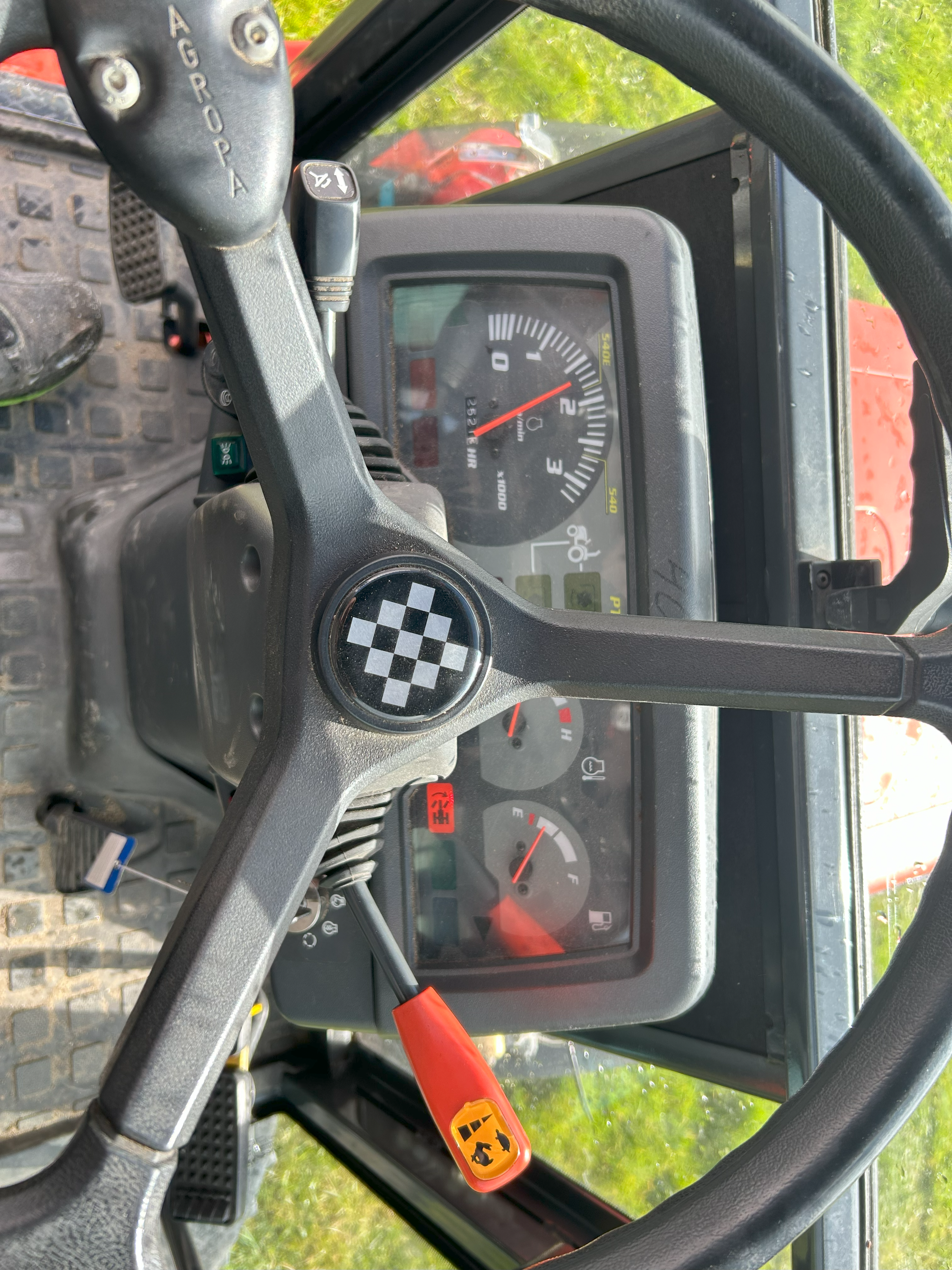 Minitraktor – kubota stv36 thumbnail 3