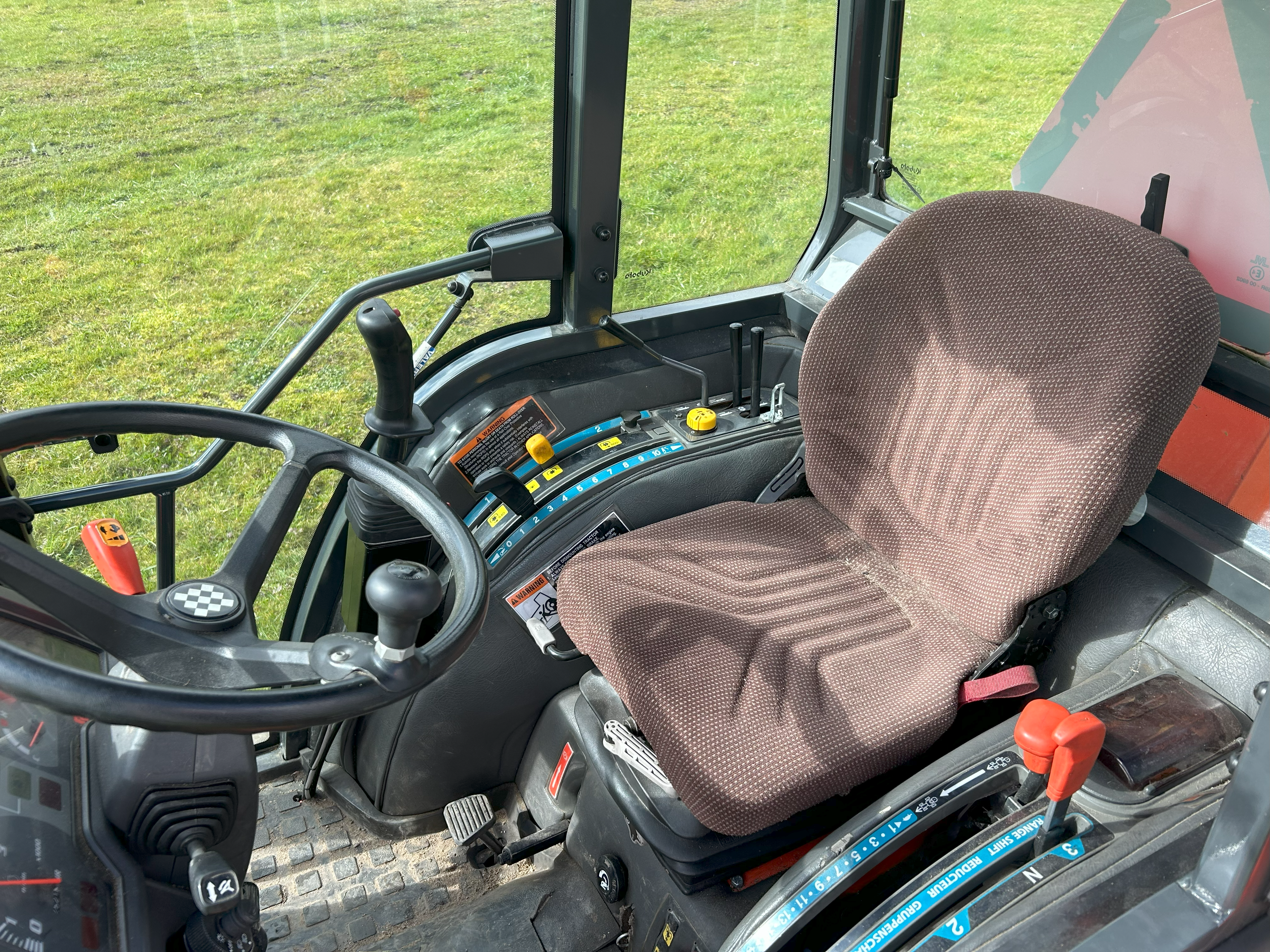 Minitraktor – kubota stv36 thumbnail 2